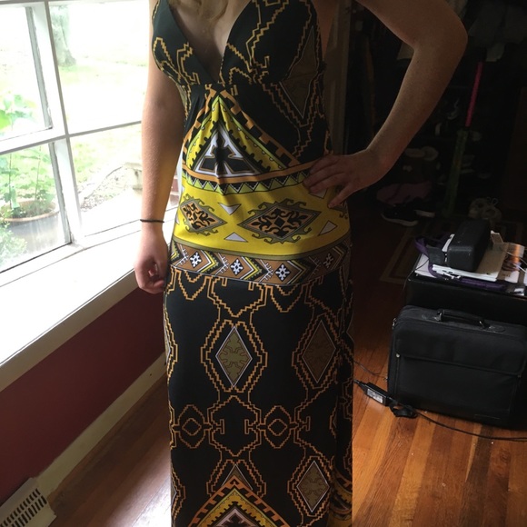 Julie Brown | Dress - Picture 3 of 6